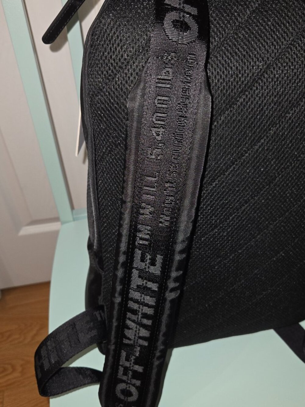 Off-White Classic Dome Logo Backpack - Picture 7 of 10